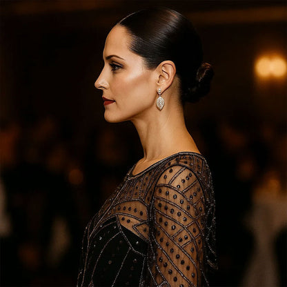 🎀2025 Nyinkommet✨Festlig spetshalsduk med paljetter