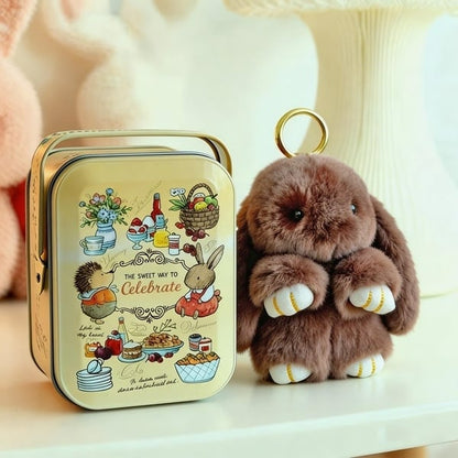 🎁Sista dagen 50% RABATT🐰Mjuk handgjord fluffig kanin-pompomnyckelring med designad plåtask
