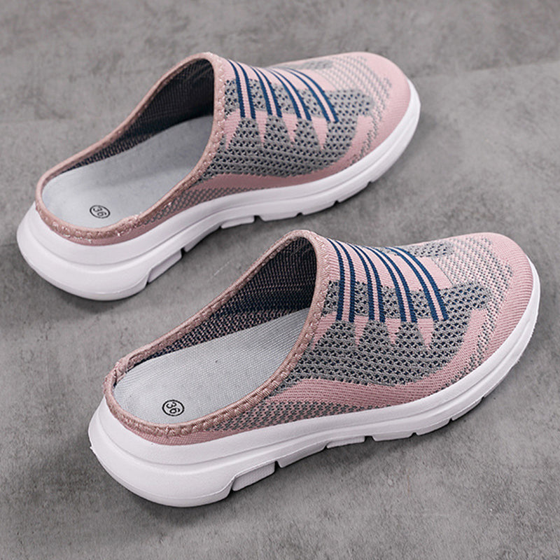 Bekväma och ventilerande tofflor med sluten tå