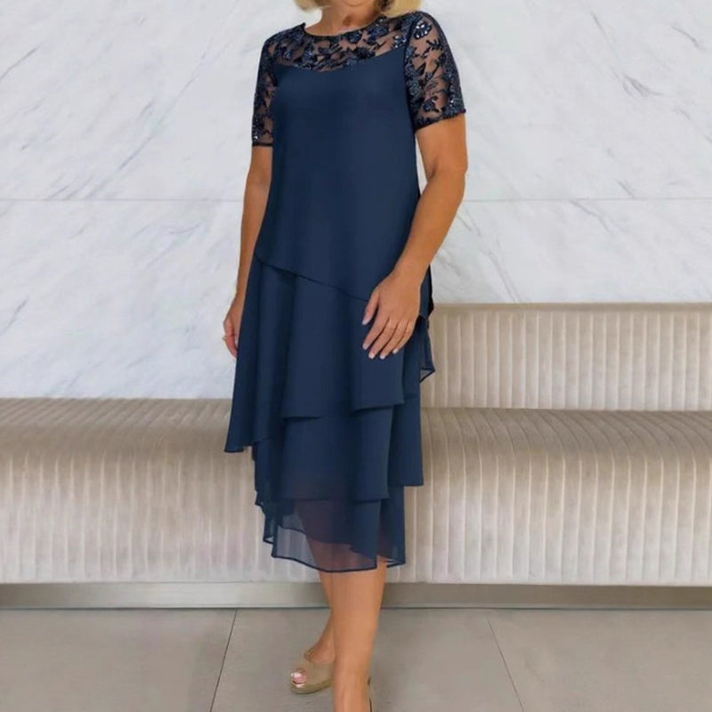 🌸Damklänning i lager-på-lager-mesh med A-linjeform👗✨