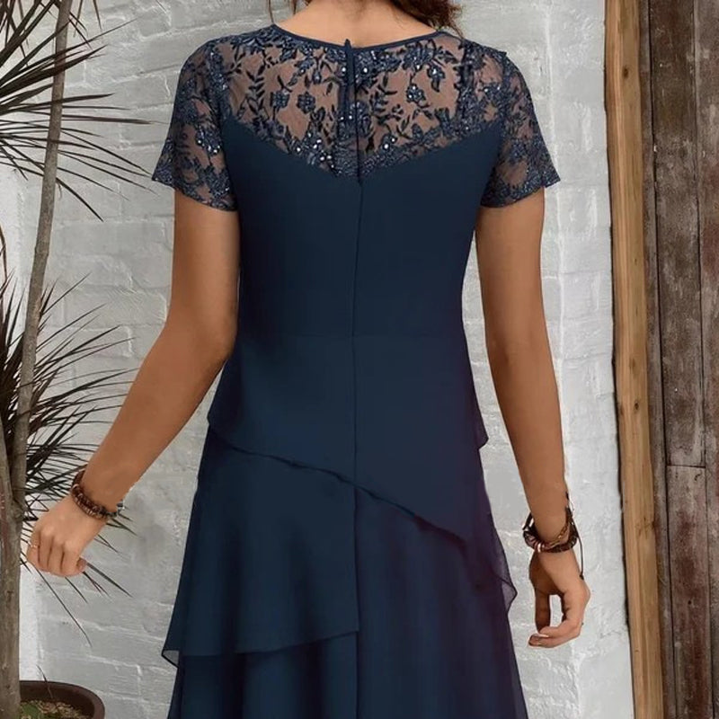 🌸Damklänning i lager-på-lager-mesh med A-linjeform👗✨