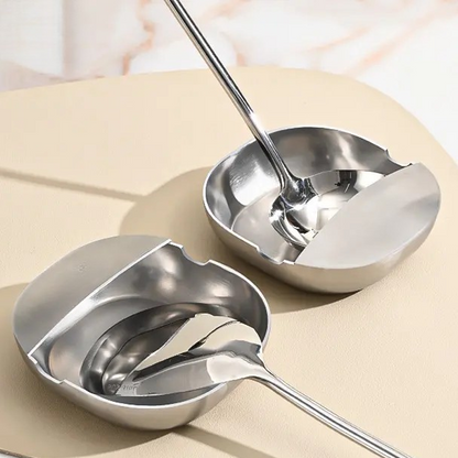 🥄 50% RABAT!✨ Skeholder i rustfrit stål – Stabil U-form, drypbeskyttelse og nem at rengøre!