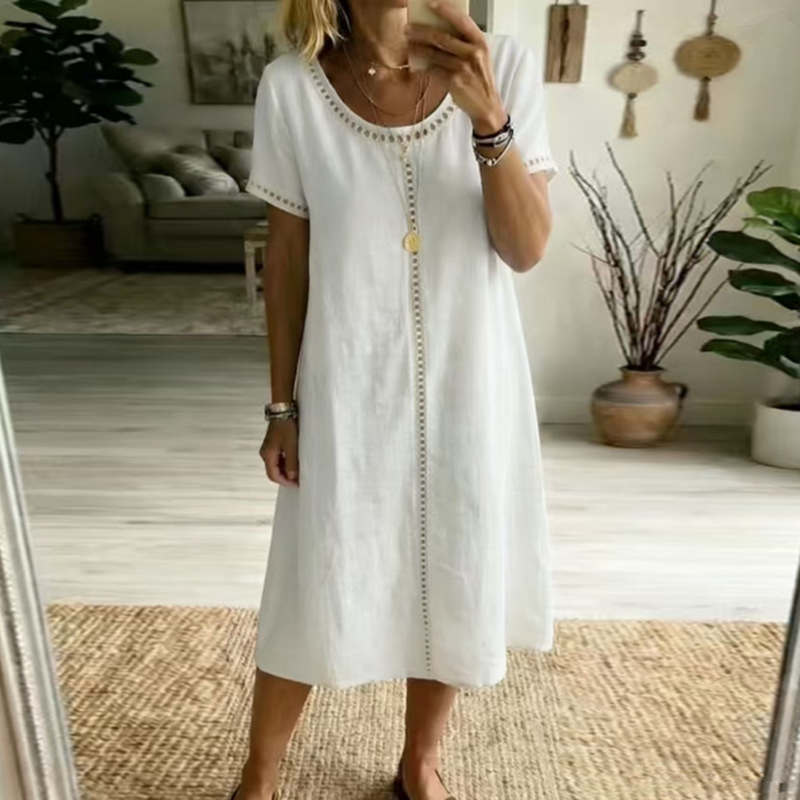 Kortärmad klänning med lös passform för damer